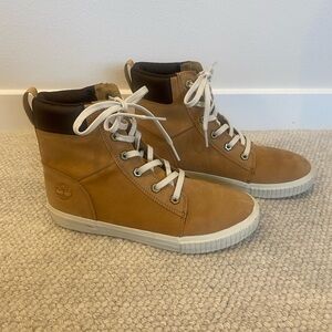 Timberland Skyla High-Top Sneaker boots. Worn once. Size 7.5